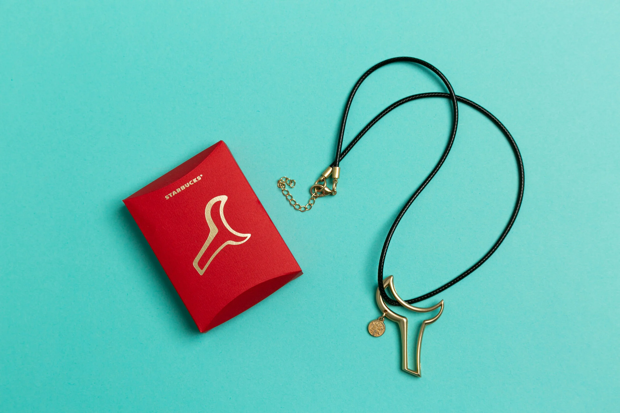 Starbucks – Lunar New Year Gifting gallery image